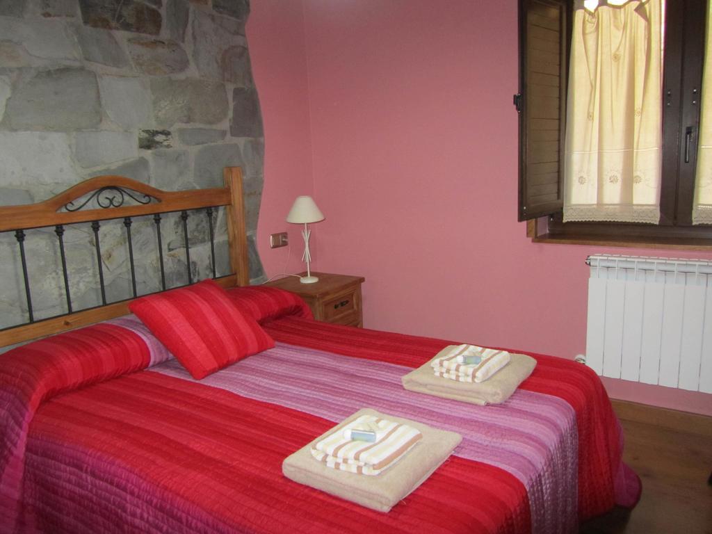 Tia Maria Bed & Breakfast Cerredo Ruang foto