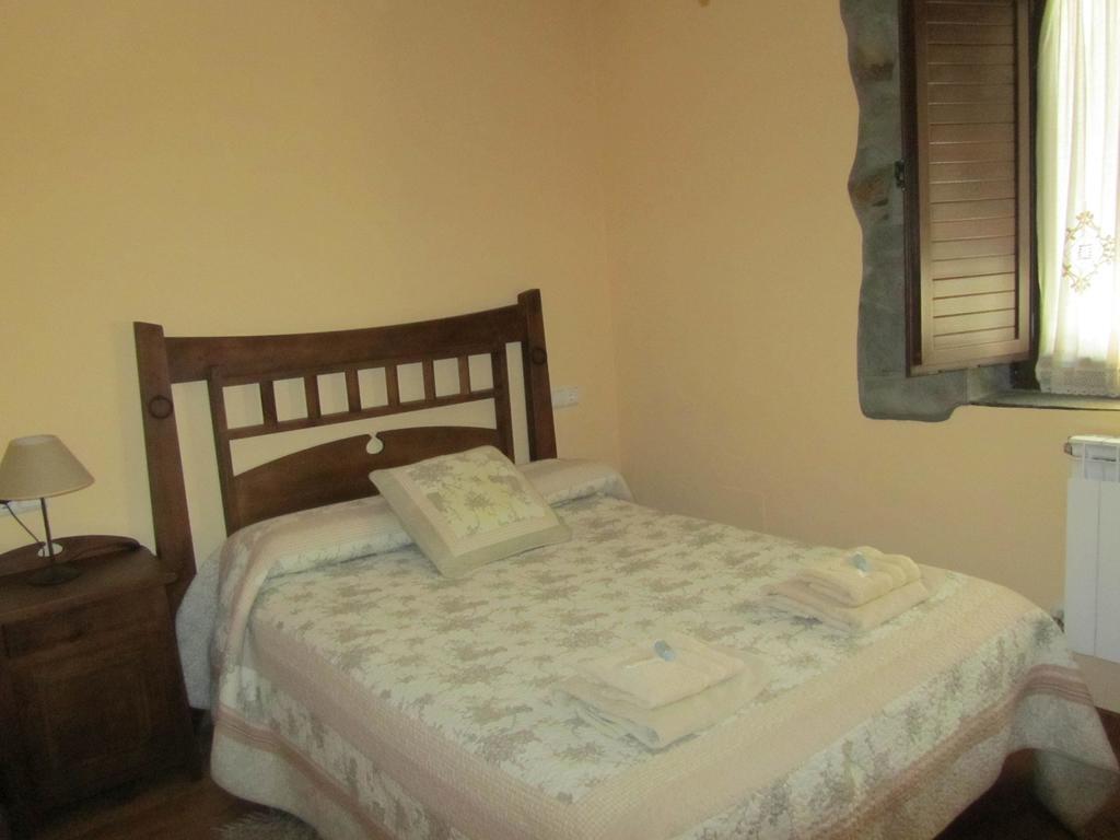 Tia Maria Bed & Breakfast Cerredo Ruang foto