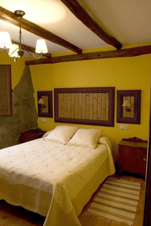 Tia Maria Bed & Breakfast Cerredo Ruang foto