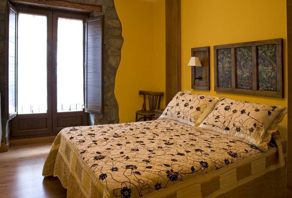 Tia Maria Bed & Breakfast Cerredo Ruang foto
