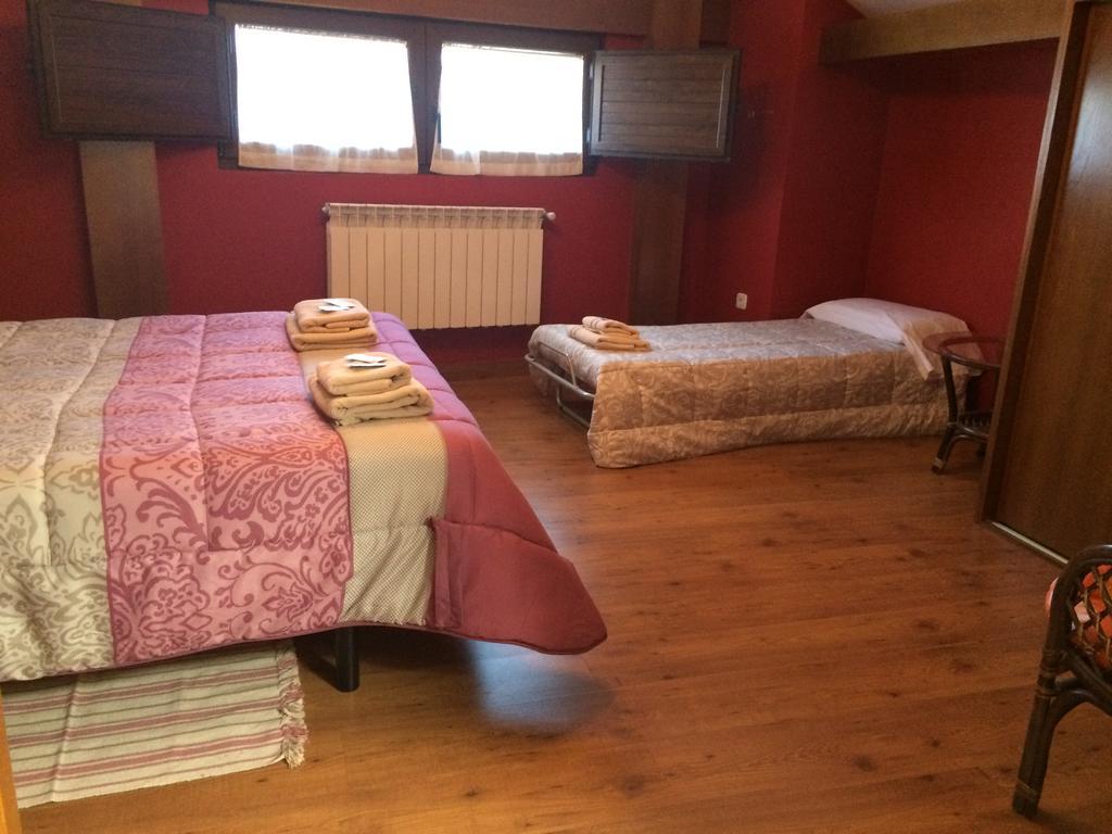 Tia Maria Bed & Breakfast Cerredo Bagian luar foto